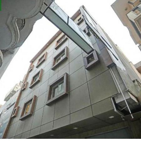 Wowstops-Clark Near Delhi Airport Hotel New Delhi Exterior foto