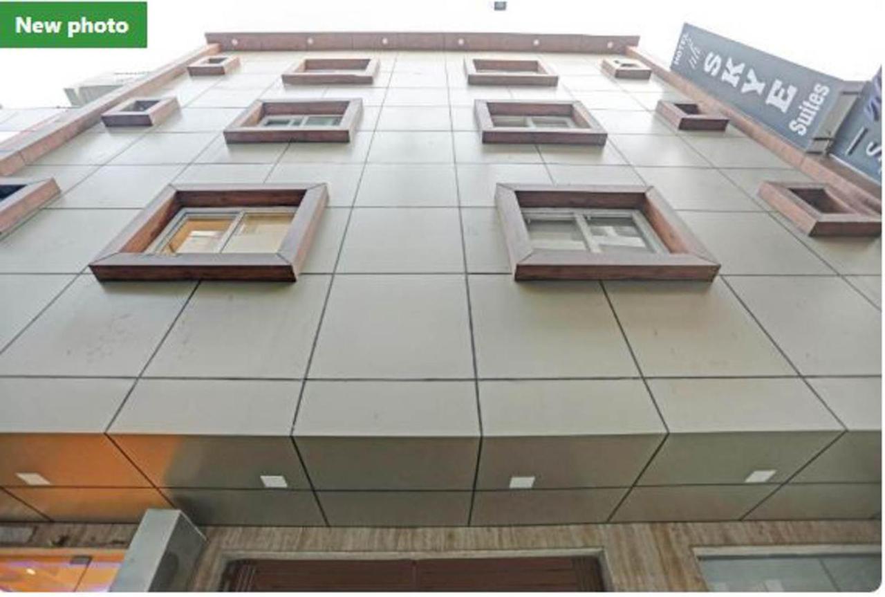 Wowstops-Clark Near Delhi Airport Hotel New Delhi Exterior foto