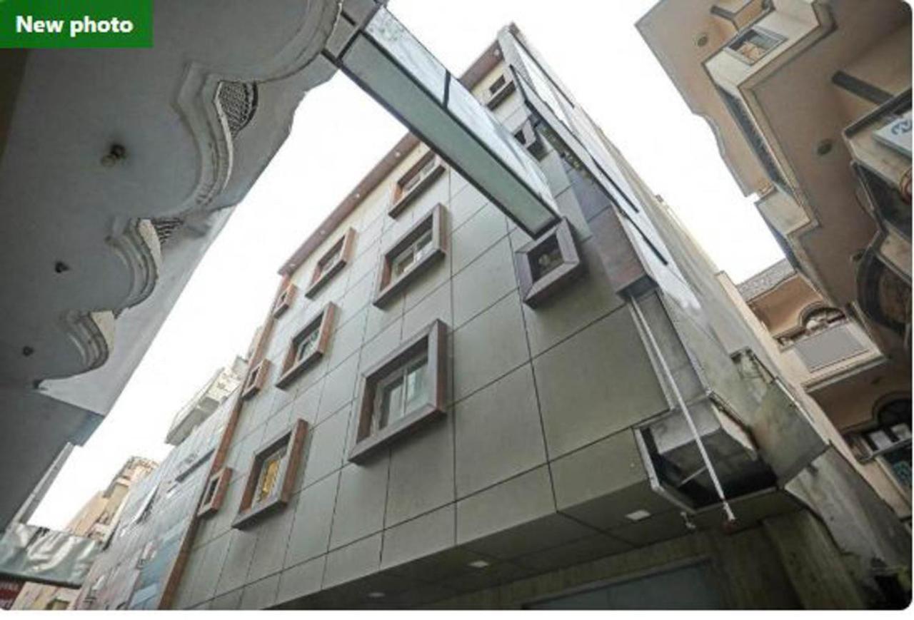 Wowstops-Clark Near Delhi Airport Hotel New Delhi Exterior foto